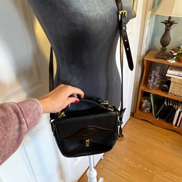 Dooney & Bourke Black Leather Crossbody Bag - Picture 4 of 11